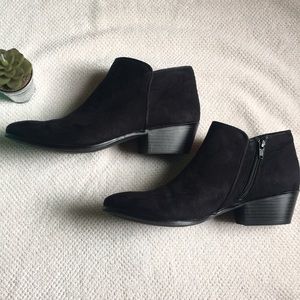 STYLE & CO ANKLE BOOTS